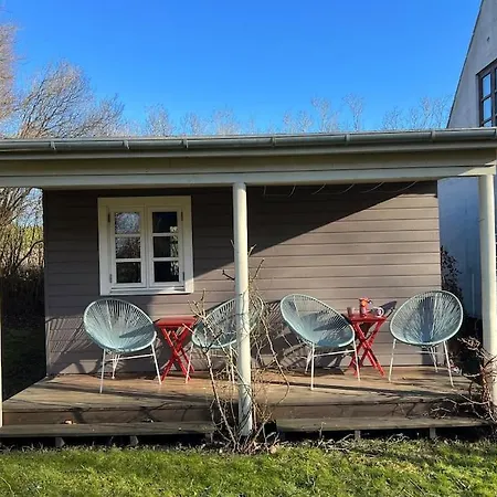 A True Nature Pearl In Idyllic Surroundings But Close To The Villa Holbaek